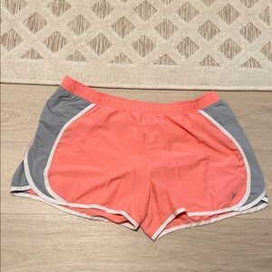 Old Navy Women's Pink and Gray Athletic Shorts